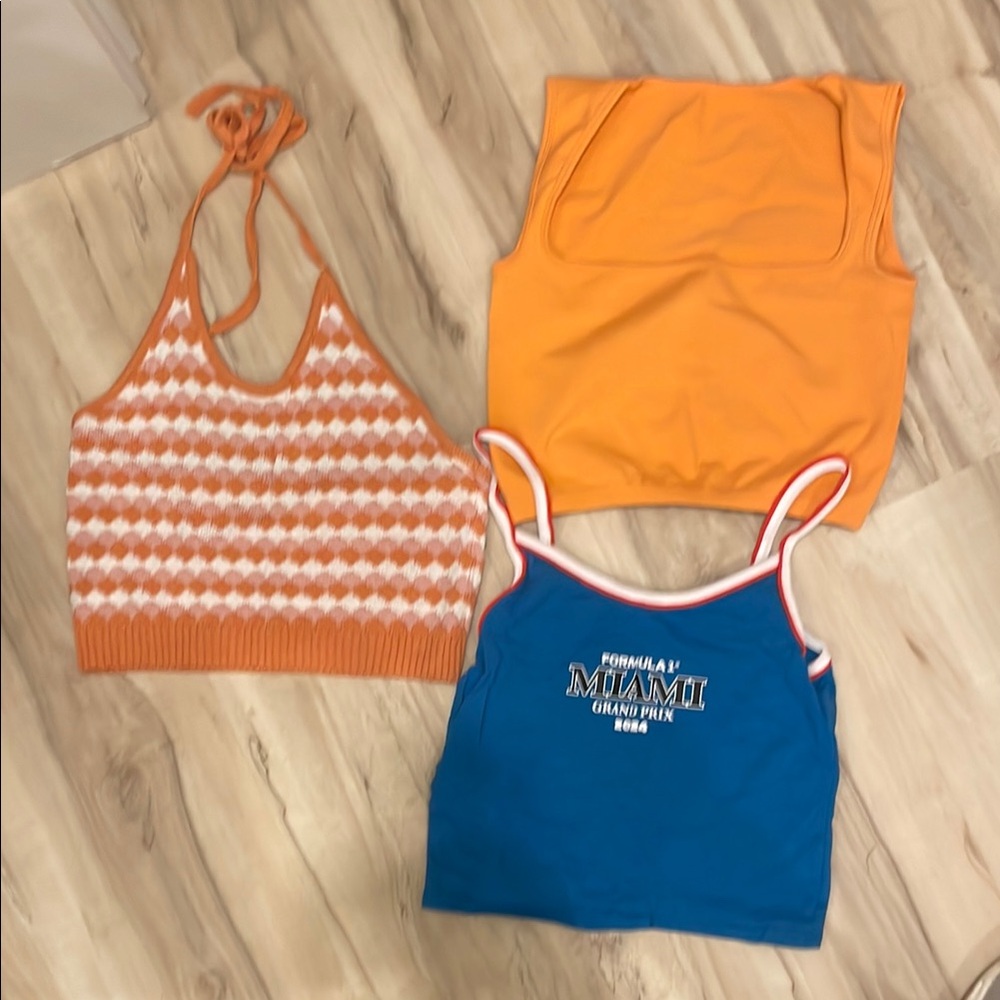 Cropped Orange and Blue Tank Tops and Altard State Halter Thin Sweater  Size M